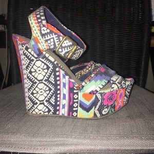 Steven madden size 8.5 wedges